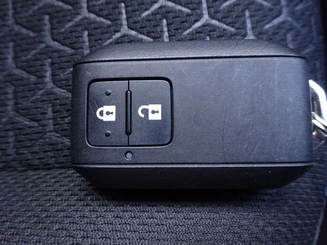 スズキ　スイフト