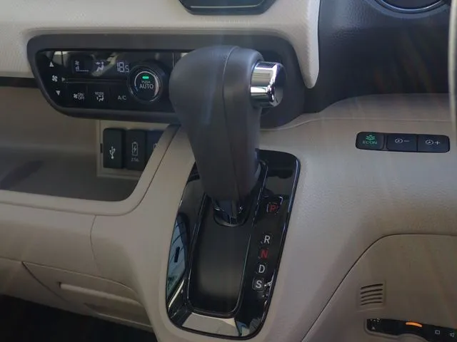 Ｎ　ＢＯＸ（ホンダ）の車両写真