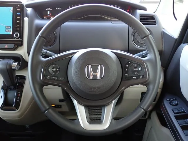 Ｎ　ＢＯＸ（ホンダ）の車両写真