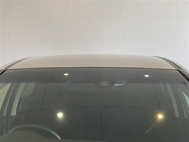 シャトル　ハイブリッド（ホンダ）の車両写真