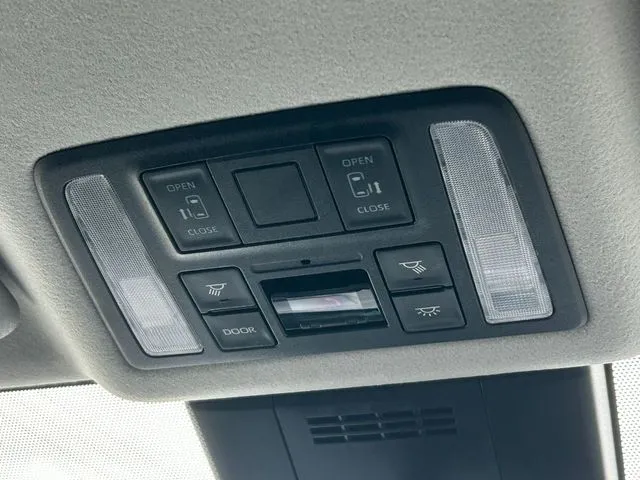 ノア（トヨタ）の車両写真