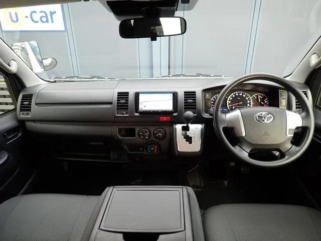 ハイエースバン　１．２５ｔ　２ＷＤ（トヨタ）の車両写真