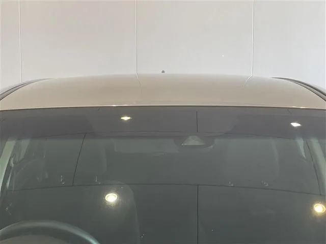 シャトル　ハイブリッド（ホンダ）の車両写真