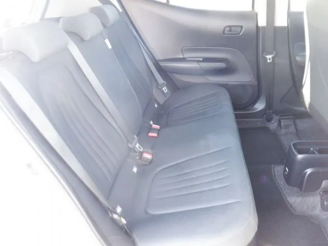 アクア(トヨタ)の車両写真