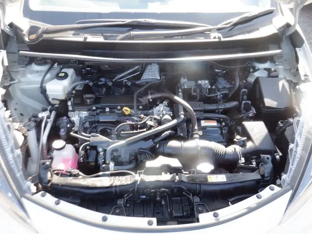 アクア(トヨタ)の車両写真