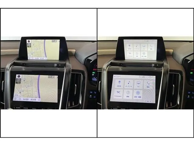 クラウン　セダン　ハイブリッド（トヨタ）の車両写真