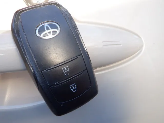 アクア（トヨタ）の車両写真