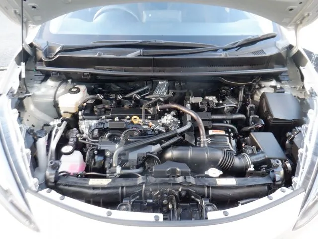 アクア（トヨタ）の車両写真