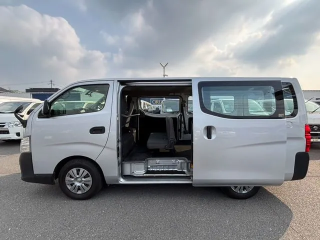 ＮＶ３５０キャラバン　１．２ｔ（ニッサン）の車両写真