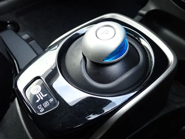 ノート（ニッサン）の車両写真