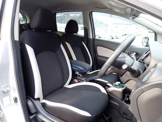 ノート（ニッサン）の車両写真