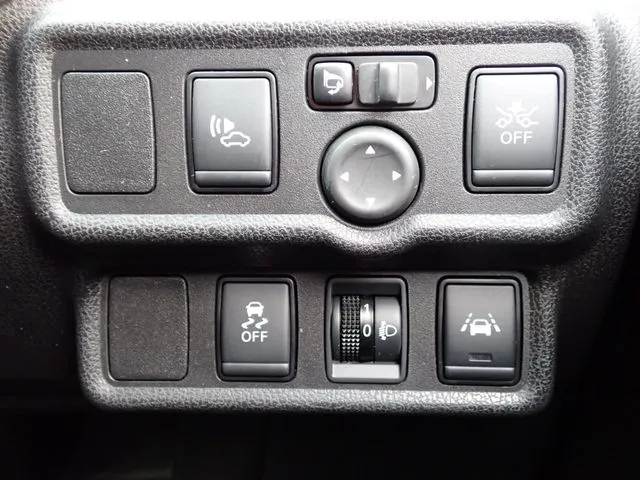 ノート（ニッサン）の車両写真