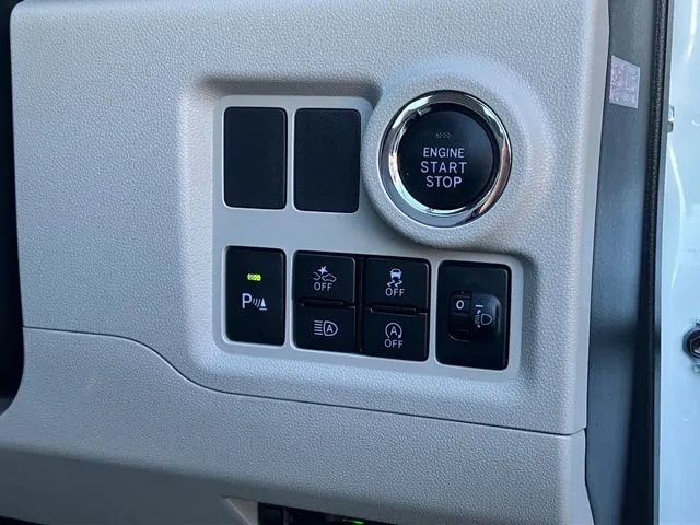 パッソ 4WD(トヨタ)の車両写真