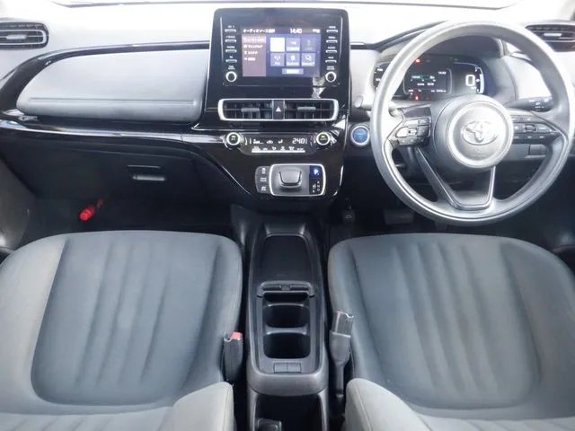 アクア（トヨタ）の車両写真