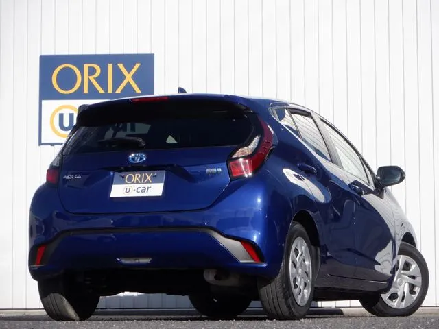 アクア（トヨタ）の車両写真