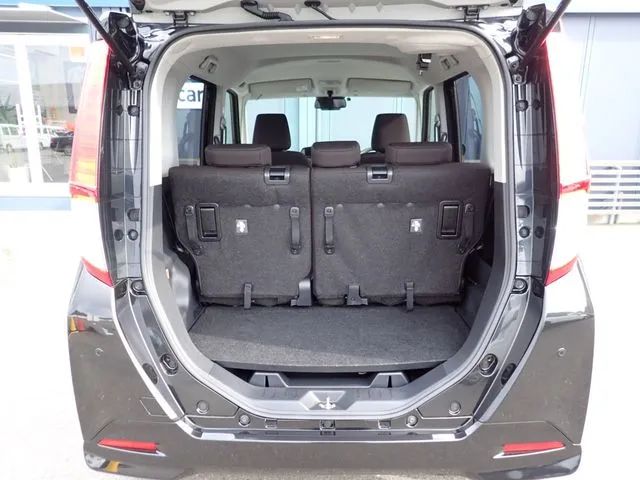 トール（ダイハツ）の車両写真