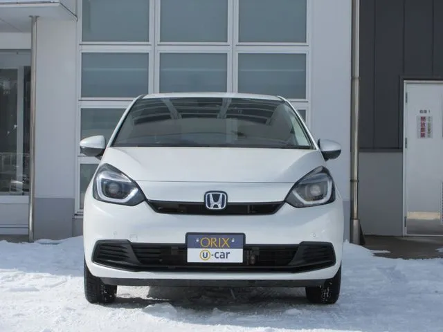 フィット e:HEV 4WD(ホンダ)の車両写真