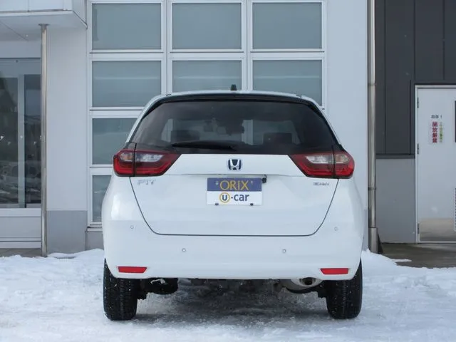 フィット e:HEV 4WD(ホンダ)の車両写真