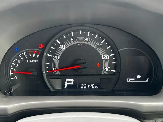 エブリイバン（スズキ）の車両写真