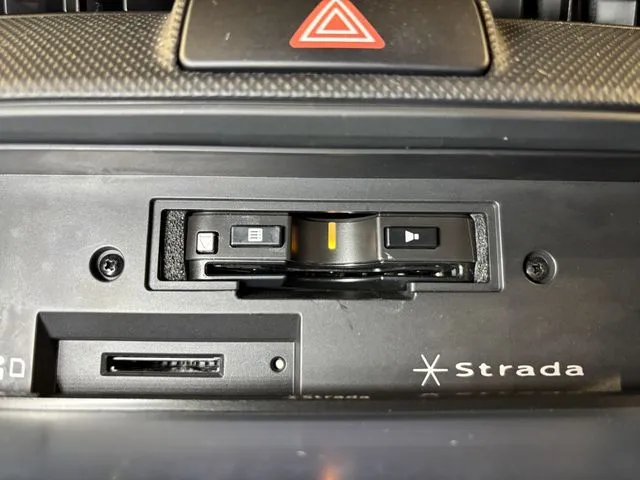 トヨタ　カローラフィールダー　ハイブリッド