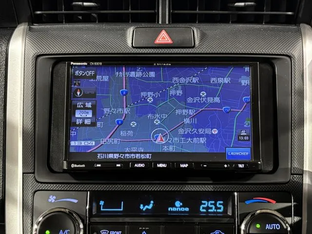 トヨタ　カローラフィールダー　ハイブリッド