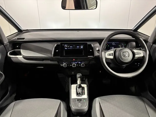 ホンダ　フィット　ｅ：ＨＥＶ