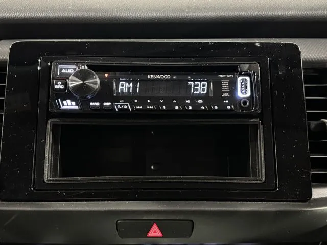 ホンダ　フィット　ｅ：ＨＥＶ