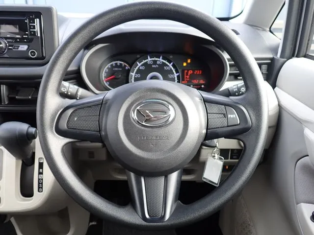 ムーヴ（ダイハツ）の車両写真