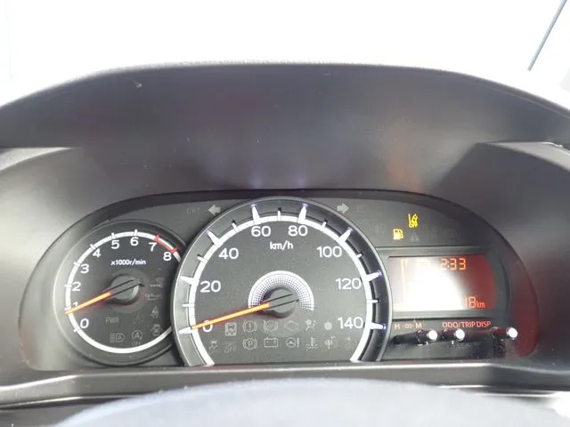 ムーヴ（ダイハツ）の車両写真