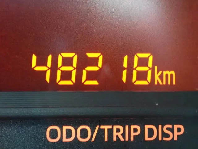 ムーヴ（ダイハツ）の車両写真