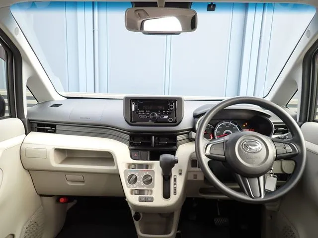 ムーヴ（ダイハツ）の車両写真