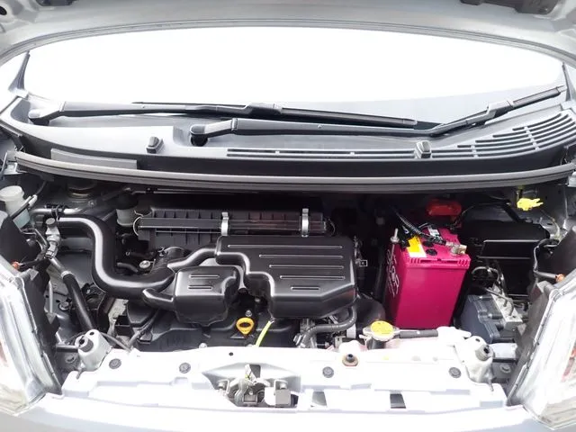 ムーヴ（ダイハツ）の車両写真