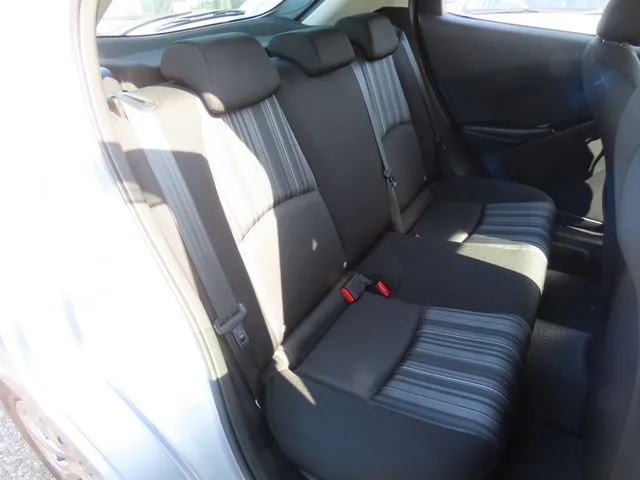 MAZDA2(マツダ)の車両写真