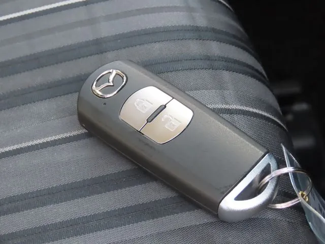 MAZDA2(マツダ)の車両写真