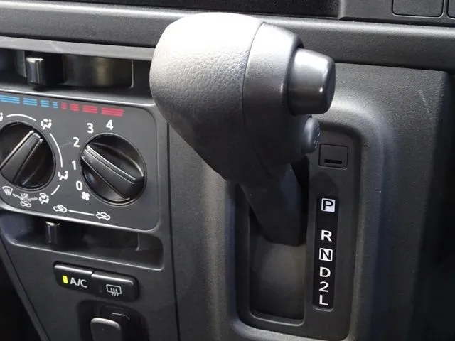 ハイゼットカーゴ（ダイハツ）の車両写真