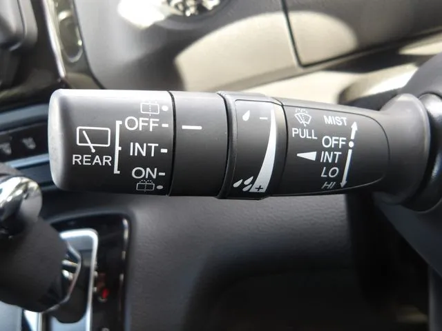 Ｎ　ＢＯＸ　カスタム（ホンダ）の車両写真