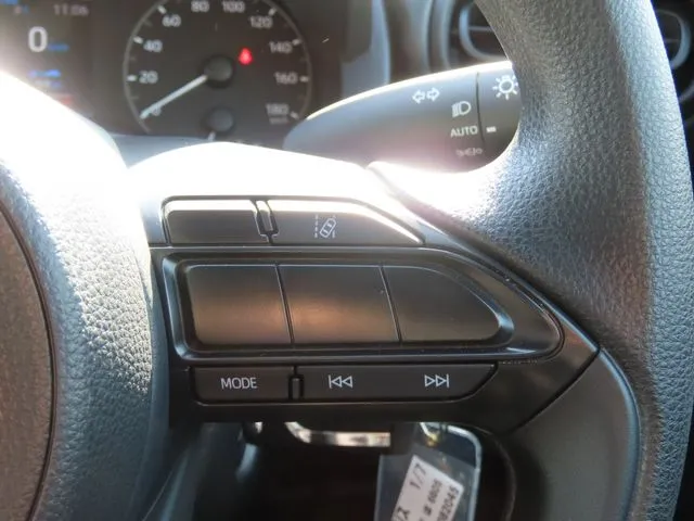 ヤリス（トヨタ）の車両写真