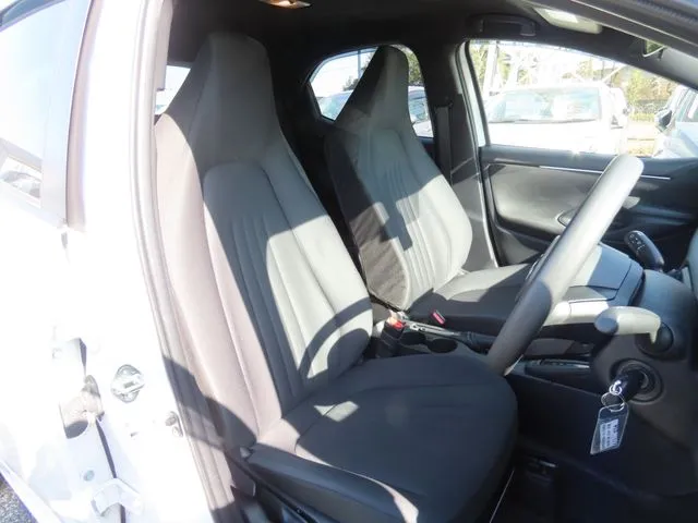 ヤリス（トヨタ）の車両写真