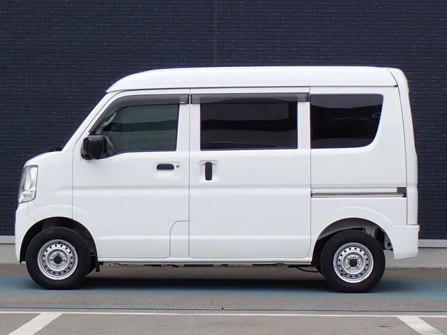 エブリイバン　４ＷＤ（スズキ）の車両写真