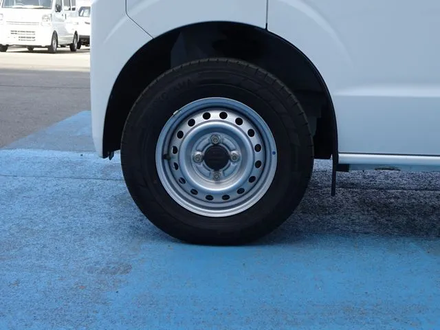 エブリイバン　４ＷＤ（スズキ）の車両写真