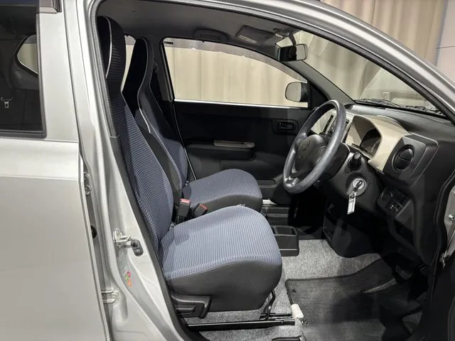 スズキ　アルト　４ＷＤ