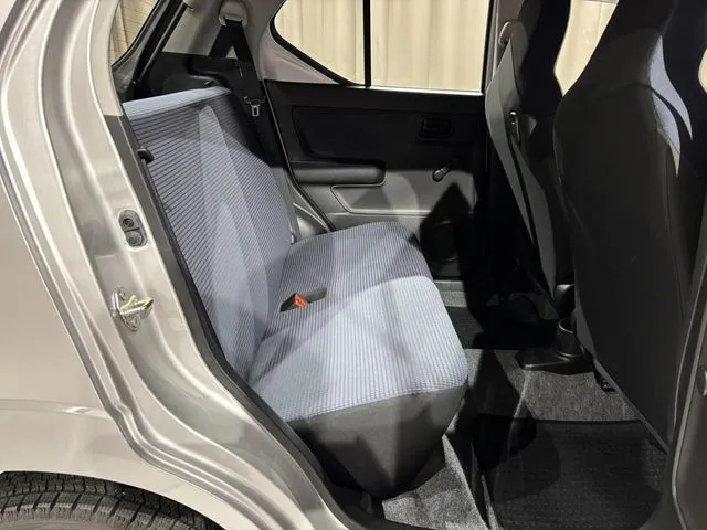 スズキ　アルト　４ＷＤ