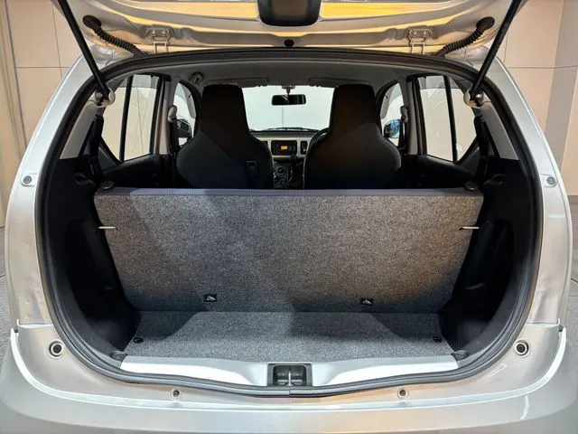 スズキ　アルト　４ＷＤ