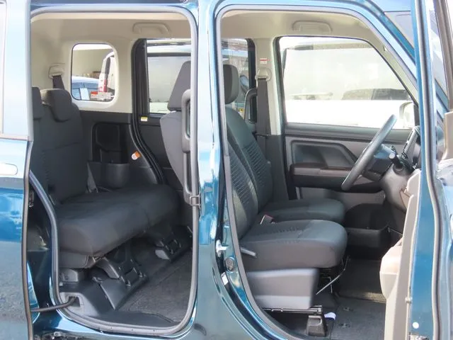 ルーミー（トヨタ）の車両写真