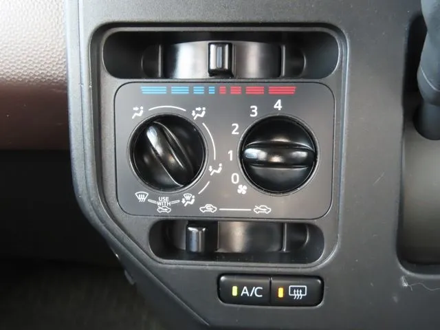 ルーミー（トヨタ）の車両写真