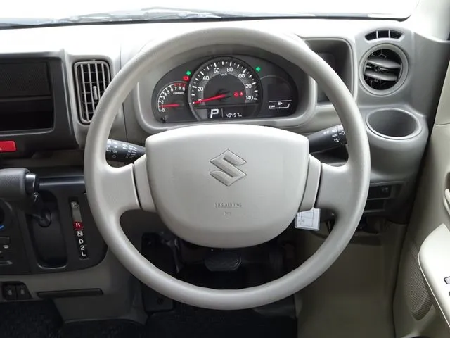 エブリイバン(スズキ)の車両写真