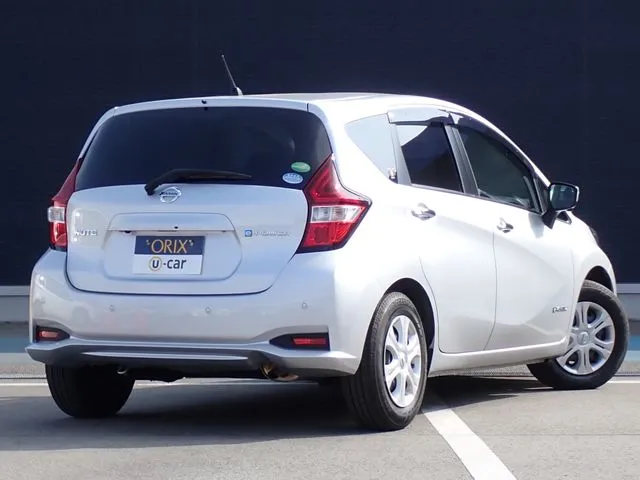 ノート（ニッサン）の車両写真