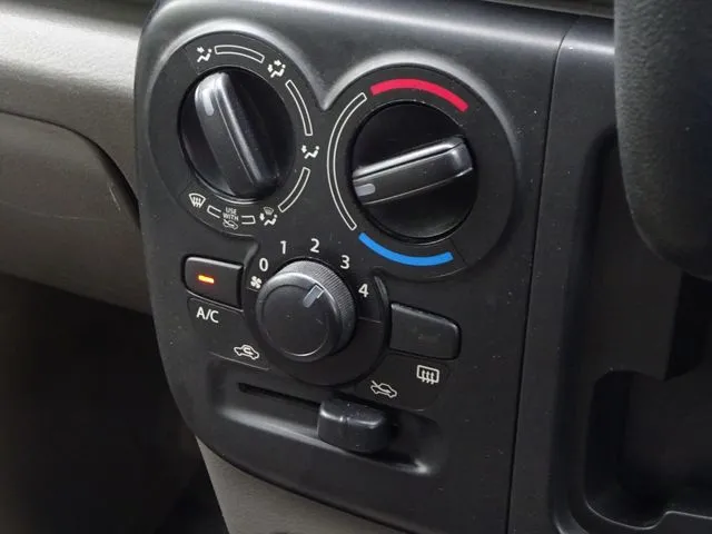 ニッサン　ＮＶ１００クリッパー