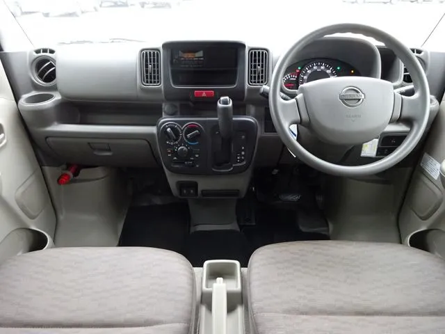 ニッサン　ＮＶ１００クリッパー