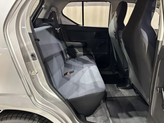 スズキ　アルト　４ＷＤ